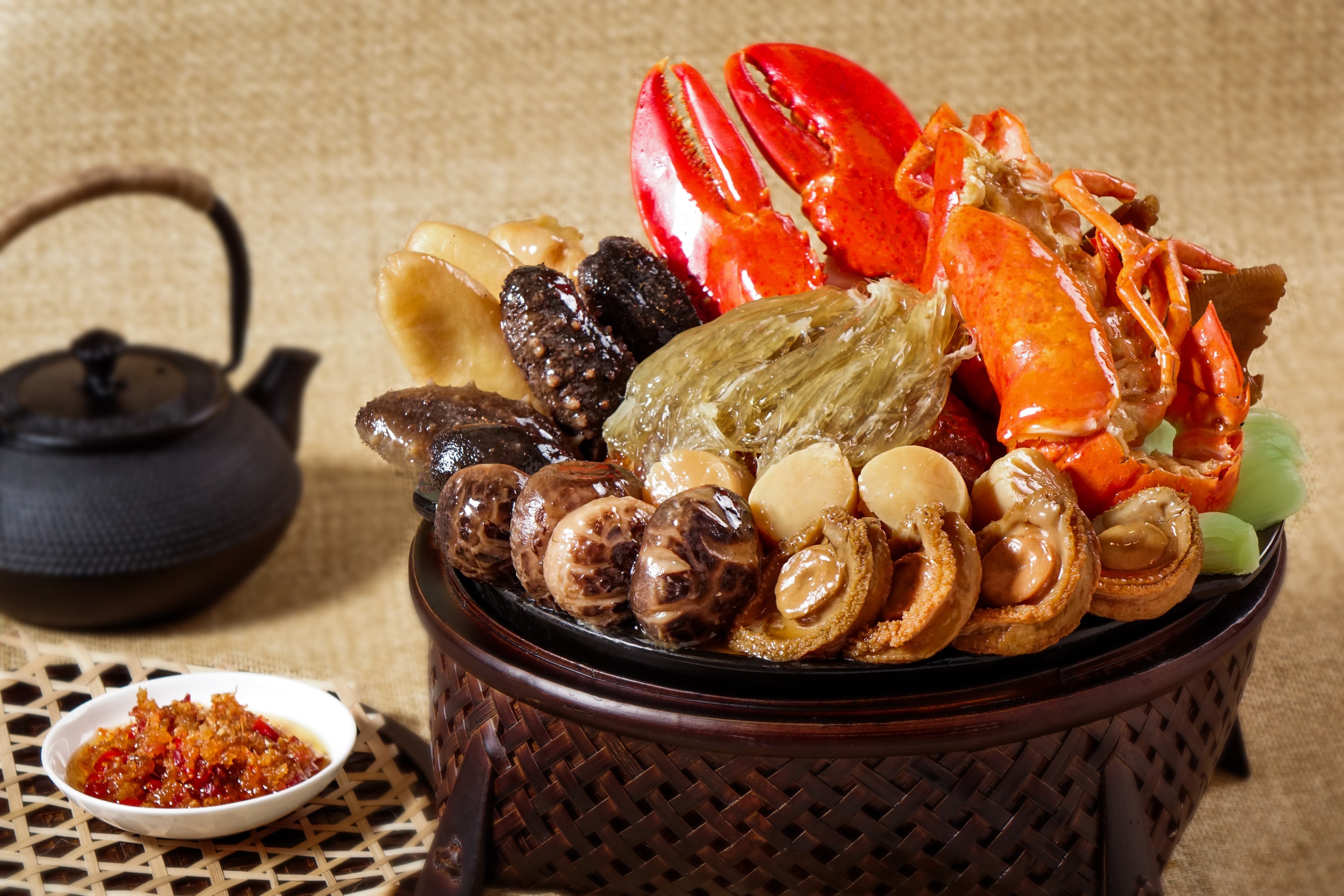 【盆菜2021】新年做節食好啲! 高質盆菜外賣推介 阿一鮑魚/花膠蟹粉/米芝蓮/佛跳牆/素食盆菜